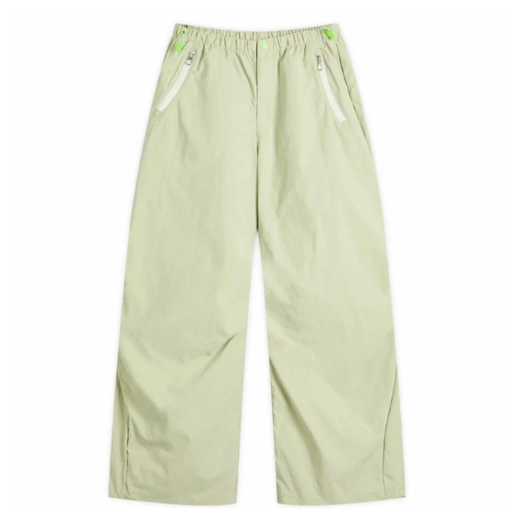 Nike Project F.R.O.G Parachute Pants L Olive Aura Green Strike Wide Leg